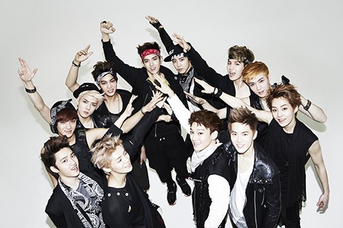 12인조 보이그룹 엑소. 엑소는 <더팩트>과 인터뷰에서 멤버들 개개인의 매력은 물론 탁월한 팀워크를 자랑하며 유쾌한 입담을 뽐냈다. /SM 엔터테인먼트 제공