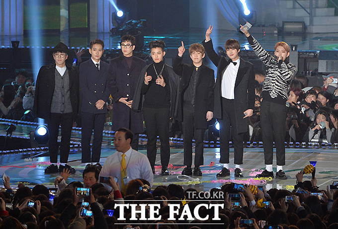 그룹 블락비가 전 소속사와 분쟁 끝에 새로운 소속사와 계약하고 계속해서 가수로서 활동하고 있다. /문병희 기자