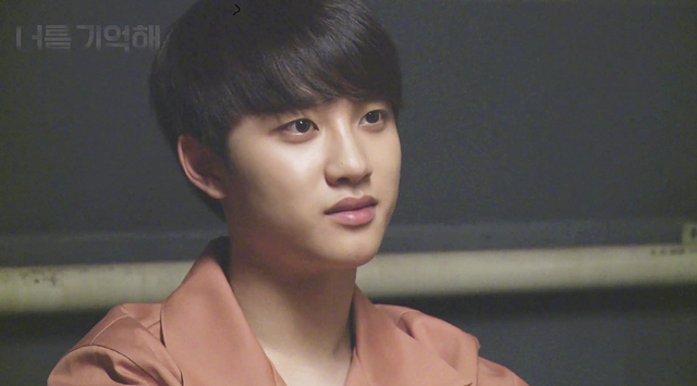 엑소의 멤버 디오. 영화 카트부터 드라마 너를 기억해까지 다양한 장르를 넘나들며 연기 영역을 넓혀가고 있다. /너를 기억해 스틸