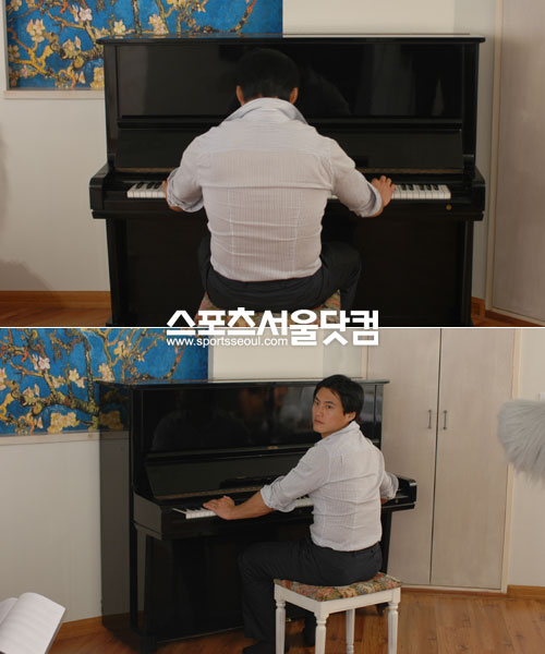 ▲피아노 앞에서 리허설 중인 신영웅.