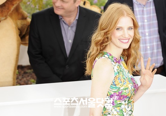 할리우드 스타 제시카 차스테인이 애니메이션 '마다가스카3' 포토콜에 참석해 환한 미소를 짓고 있다. / 배정한 기자