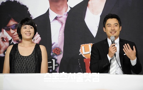 김지연(왼쪽)이 남편 이세창의 충격적인 한마디에 단기간 다이어트를 하다 부작용을 경험했다고고백했다./ 더팩트 DB