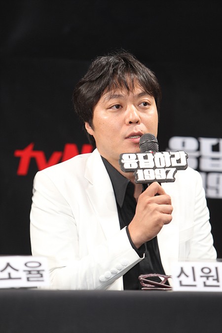 신원호 PD가 차기작을 결정하지 못한 상태라고 밝혔다. /CJ E&M 제공