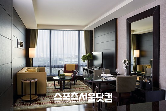 



메리어트 이그제큐티브 아파트먼트-서울이 '얼리 버드' 기간 동안 최대 10%의 할인 혜택을 제공하는 '미라클 패키지'를 제공한다.