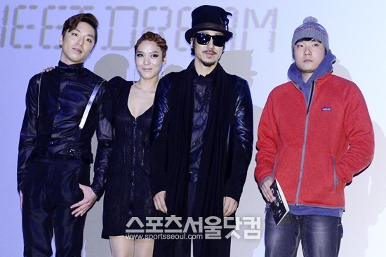 [SS포토]'MFBTY, 탄생!' - 포토 | 기사 - 더팩트