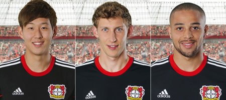 레버쿠젠이 10일(한국시간) 프라이부르크와 개막전에서 손흥민(왼쪽)-슈테판 키슬링(중앙)-시드니 샘으로 이어지는 '막강 스리톱'을 내세워 3-1로 승리했다. /출처=레버쿠젠 홈페이지