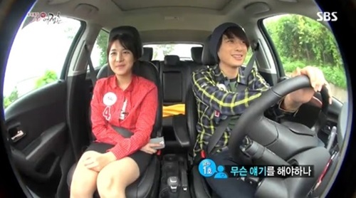 



19일 방영된 '짝 스타 애정촌' 이지훈과 노희지가 데이트를 즐기고 있다. / SBS 방송 캡처