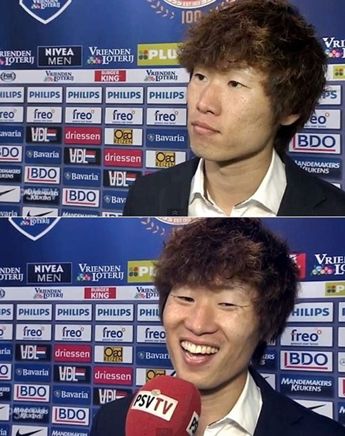 박지성이 경기 후 가진 인터뷰에서 유창한 영어 실력을 뽐내고 있다. / PSV TV 캡처