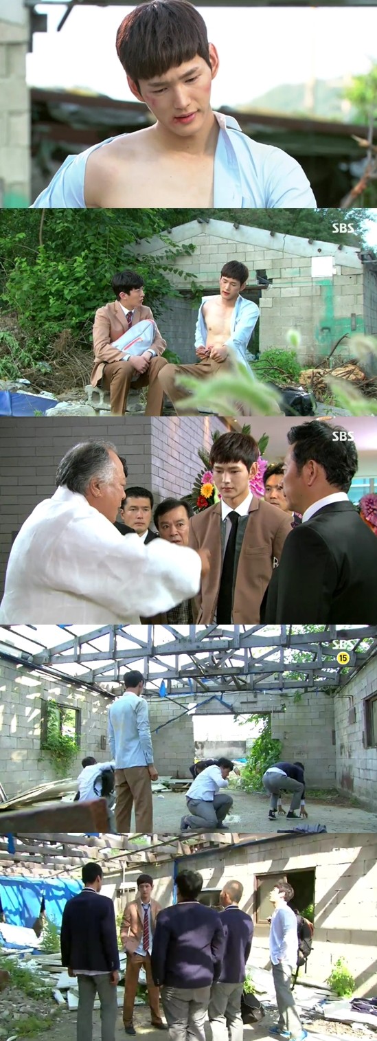 뚜껑을 연 SBS 새 주말드라마 '열애'는 장점과 단점을 모든 것을 다 갖춘 신형 '막장드라마'였다. 사진='열애'에서 등장한 고교생간의 폭력 장면 / SBS 새 주말드라마 '열애' 방송 캡처