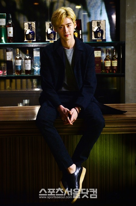 이종석이 SBS 새 월화드라마 '닥터 이방인'의 출연을 확정지었다./배정한 기자