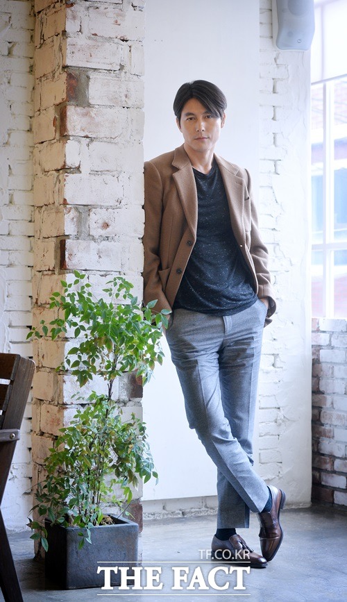정우성은 차기작으로 영화를 생각하고 있다고 말한다./문병희 기자