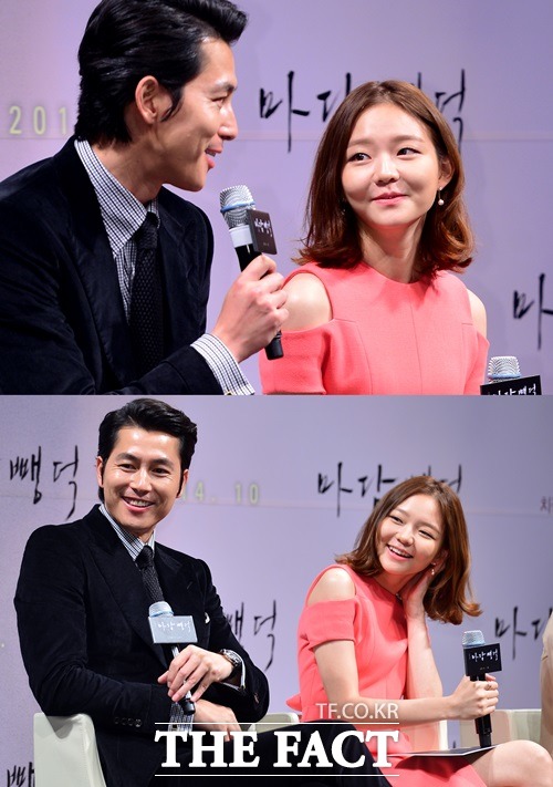 정우성(왼쪽)은 함께 호흡을 맞춘 이솜의 연기력을 높이 평가했다./김슬기 기자