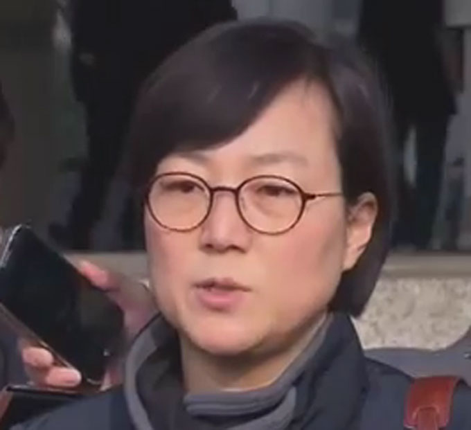 황선(41) 희망정치연구포럼 대표가 구속됐다. 황선 대표의 평양 원정출산에 관심이 쏠리고 있다. / YTN 뉴스 방송화면 캡처