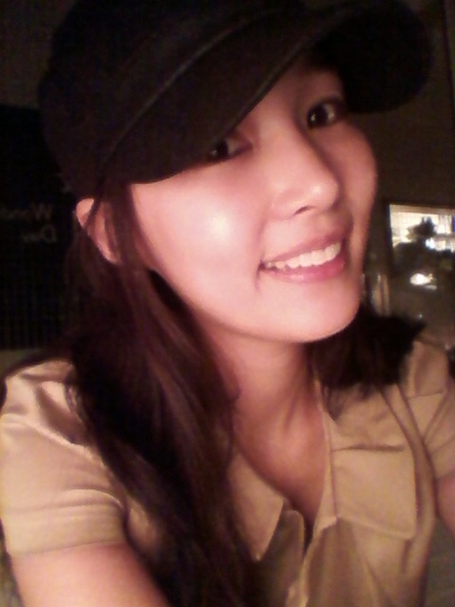 '유설아 득남' 재벌가 며느리로 득남한 배우 유설아를 향한 관심이 높아지고 있다. 유설아는 데뷔 초 '포스트 김하늘'로 불렸다 / 온라인 커뮤니티 캡처