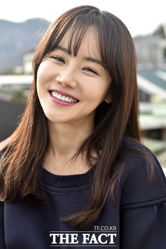 '한뼘 더 성장한 여배우 황우슬혜의 연기력도 기대해 주세용' 현장에서 배움을 누구보다 중요하게 생각하는 여배우 황우슬혜./최진석 기자