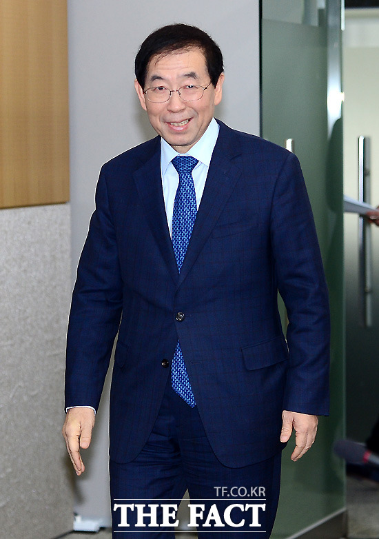 [TF포토] 환한 웃음의 박원순 서울시장 - 포토 | 기사 - 더팩트