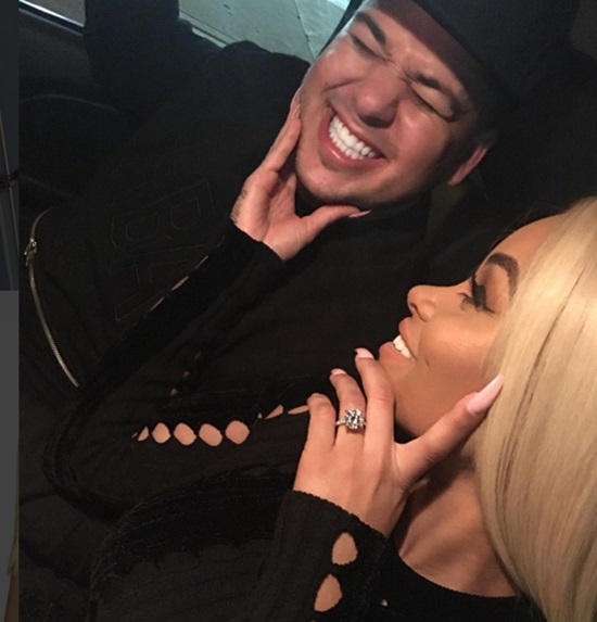 약혼한 롭 카다시안과 블랙 차이나. 롭 카다시안이 5일 블랙 차이나에게 청혼했다. /블랙 차이나 인스타그램
