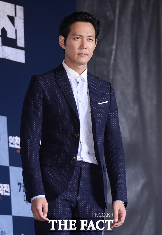 영화 '인천상륙작전' 출연 배우 이정재. 이정재는 다큐멘터리 '인천상륙작전의 숨겨진 이야기, 첩보전'에 내레이터로 참여했다. /이덕인 기자