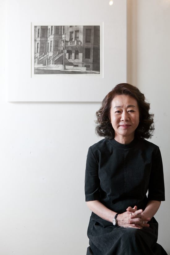 윤여정의 이재용 감독 칭찬. 윤여정(사진)은 이재용 감독의 섬세한 관찰력을 칭찬했다. /CGV아트하우스 제공