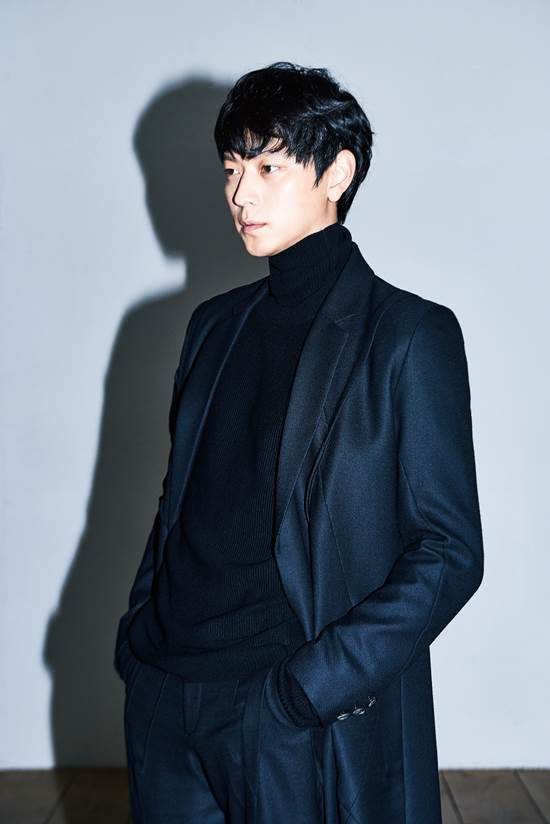 '단편영화계의 큰 손?' 강동원은 단편영화 감독들의 우상으로 꼽히고 있다. 그가 관심을 보인 영화들이 장편으로 데뷔하는 경향이 있기 때문이다. /쇼박스 제공