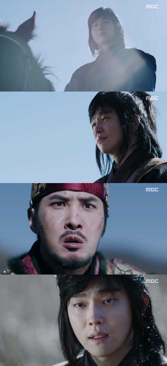 '역적' 윤균상 vs 김지석, 팽팽한 기싸움 