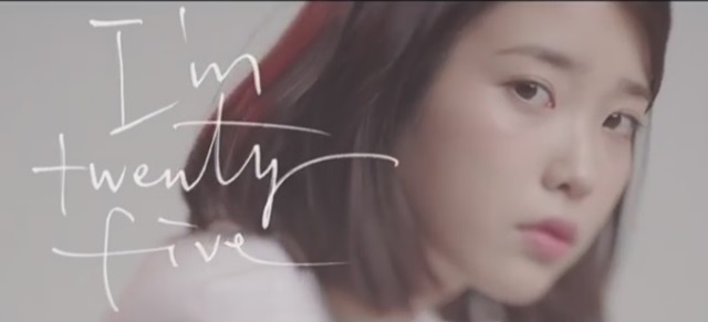 아이유, 신곡 '팔레트' 티져 공개 '62만 회 넘었다!' 가수 아이유가 20일 자신의 인스타그램에 티져 영상을 공개했다. 영상은 62만 회 조회수를 기록하며 팬들의 기대를 한몸에 받고 있다./아이유 인스타그램 캡처