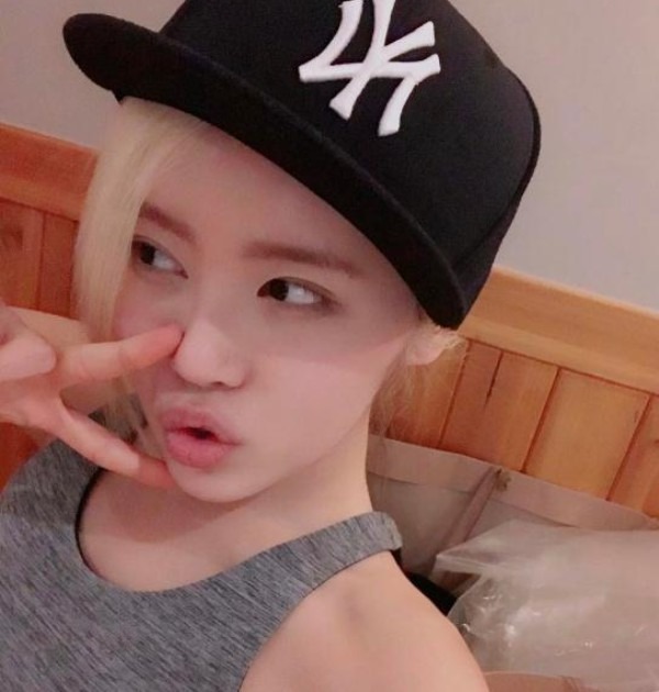 수란 오늘 취하면 음원 강자 등극. 가수 수란의 신곡 '오늘 취하면'이 28일 음원차트 1위를 기록했다. /수란 SNS