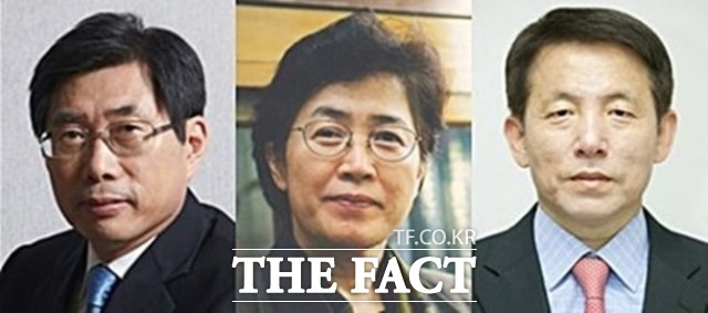 문재인 대통령이 27일 법무부 장관에 박상기 연세대 법학전문대학원 교수(왼쪽), 국민권익위원회 위원장에 박은정 서울대 법학전문대학원 교수(가운데), 미래창조과학부 1차관에 이진규 현 연구개방정책 실장을 임명했다. /청와대 제공