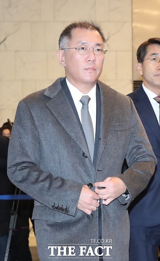 1일 현대자동차와 현대모비스가 공시한 사업보고서에 따르면 정의선 현대차그룹 총괄 수석부회장은 지난해 총 29억5100만 원의 급여를 받았다. /더팩트 DB