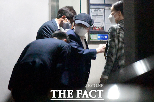 검찰은 9일 코로나19 방역을 방해한 혐의를 받고있는 이만희 신천지예수교 증거장막성전 총회장에게 징역 5년에 벌금 300만원을 구형했다./이선화 기자