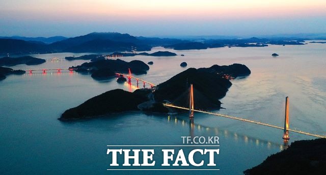 여수시를 방문하는 관광객이 2월부터 5월 23일 기준 약 257만 명으로 지난해 보다 약 27.2% 증가하는 등 여수를 찾는 여행객이 늘어나고 있다. /여수시 제공