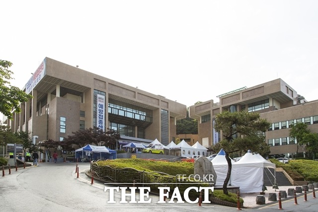 파주시가 전 시민에게 코로나19 백신 접종을 적극 권장하고 나섰다. 코로나19 백신 접종 이후 60대 이상 고령층의 확진율이 11% 감소한 것으로 조사됐다./파주시 제공