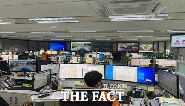 전북소방본부가 지난해 119신고 접수현황 분석 결과, 작년 한 해 동안 60만3647건의 119신고가 걸려와, 2020년 대비 7만5478건(14.3%)의 신고접수가 늘어났다고 14일 밝혔다. /전북도 제공