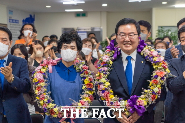 민선 8기 광주광역시 북구청장에 더불어민주당 문 인 (63)후보가 당선됐다.