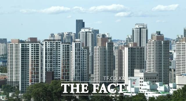 6개월 이상 비어있는 공공임대주택이 해마다 늘고 있는 것으로 나타났다. /더팩트 DB