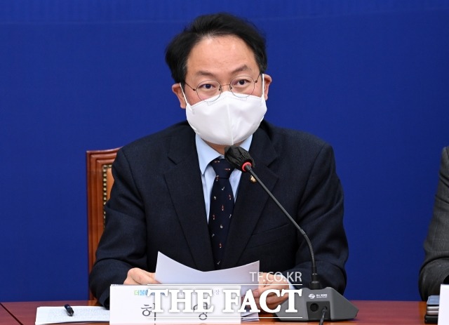 허영 의원은 텀블러 우대 제도 미비는 코로나19 유행기간 동안 키오스크 설치 및 활용이 크게 증가했음에도 각 공공기관이 이용자 편의는 물론 탄소중립 이행에 불성실했다는 방증이라고 지적했다. /이선화 기자