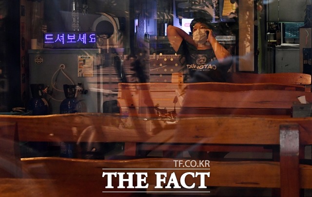 부업에 나서는 가장 수가 5년 새 41% 늘어난 것으로 나타났다. /임영무 기자