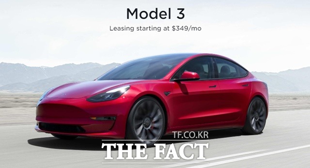 테슬라 주가가 11일(현지시각) 기술주 약세에도 반등에 성공했다.사진은 테슬라 전기차 모델3./테슬라 홈페이지 캡쳐