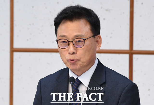 박광온 더불어민주당 원내대표가 '윤석열 대통령과 여야 원내대표 회동' 문제에 대해