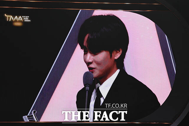 '방탄소년단' 뷔가 10일 오후 인천 남동구 수산동 인천남동체육관에서 화려하게 막을 올린 '2023 TMA' 그룹 부문 팬앤스타 최대 득표상과 초이스상을 수상했다. 사진은 지난해 ;2022 TMA' 당시. /더팩트 DB