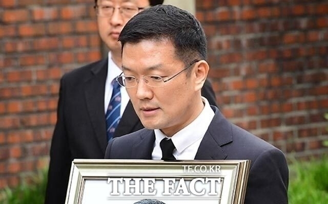 LG 사위 윤관, 유명 연예인 아내 자녀 학비·아파트 제공…무슨 관계? - 비즈팩트 > 기사 – THE FACT