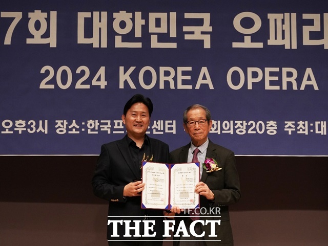 경상국립대학교 최강지 교수가 이끄는 경상오페라단의 창작오페라 처사 남명이 ‘2024 제17회 대한민국오페라대상’에서 작품상 대상을 수상했다./경상국립대