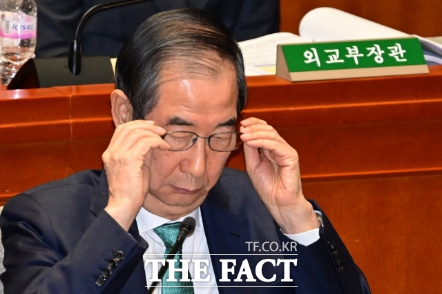 한덕수 국무총리는 4일 비상계엄 사태와 관련해 내각을 통할하는 총리로서 작금의 상황에 이르게 된 모든 과정에 대해 책임을 통감하고 있다고 밝혔다. /남윤호 기자