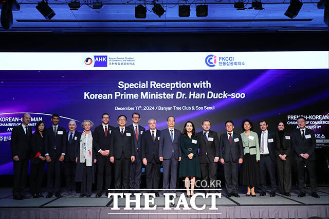 한덕수 국무총리가 11일 오후 서울 중구 반얀트리 호텔에서 주한독일상공회의소와 한불상공회의소가 주최한 간담회에 참석해 축사를 하고 있다. /국무총리실