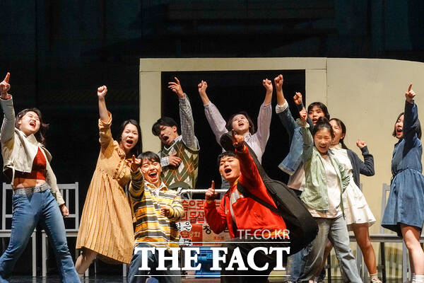 목원대 공연콘텐츠학부 학생들이 뮤지컬 번지점프를 하다 리허설을 진행하고 있다. /목원대