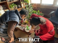  대덕구노인종합복지관, 정서지원 프로그램 ‘나의 반려동물 구피 키우기’