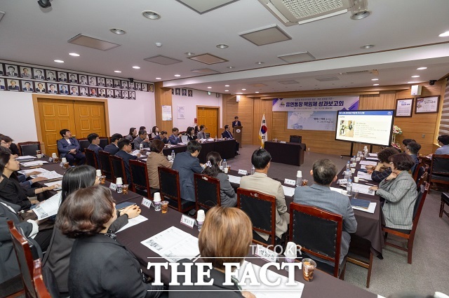 익산시는 올해 추진한 다양한 복지 정책이 실제 성과로 이어지면서 정부로부터 잇단 수상 실적을 기록했다고 17일 밝혔다./익산시