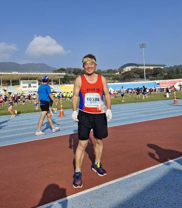 26일 한국장기조직기증원에 따르면 강석진(67) 씨는 지난달 20일 을지대학교병원에서 간장, 좌우 신장을 기증해 3명의 생명을 살리고 떠났다. /한국장기조직기증원