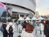  [강일홍의 현장] '임영웅 리사이틀' 공연 첫날 고척스카이돔 열기 후끈