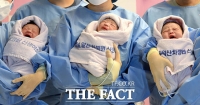 2025년 새해 첫아기의 힘찬 울음 소리 [TF사진관]